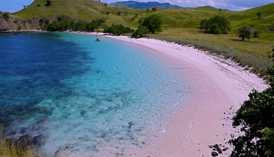 10 beaches where you can do without pink glasses