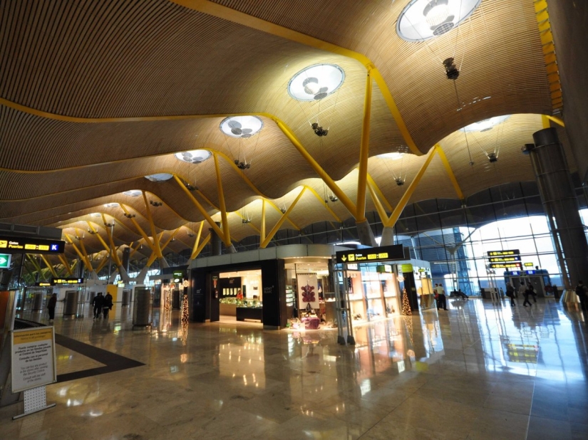 10 best airports in Europe 10 best airports in Europe