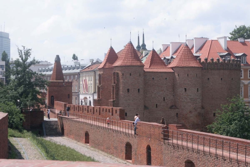 10 best hangouts in Europe