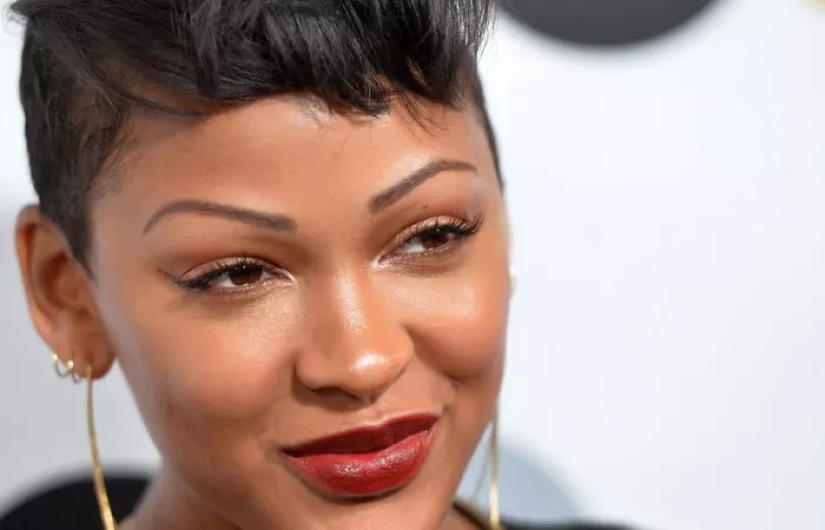 10 celebridades famosas con cejas sexys