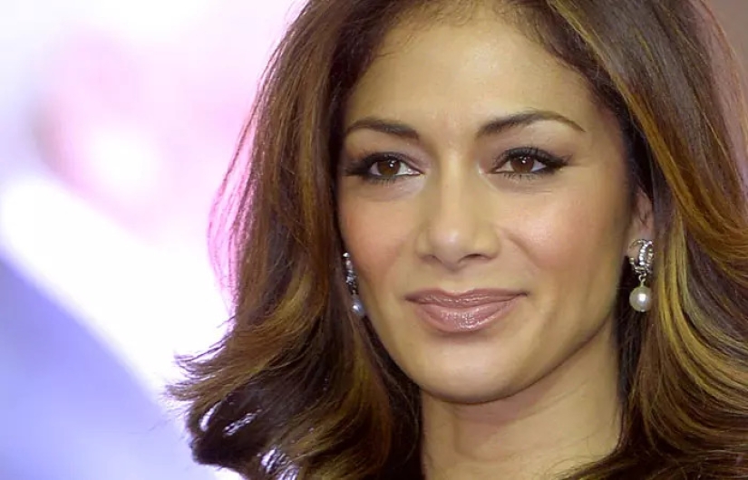 10 celebridades famosas con cejas sexys