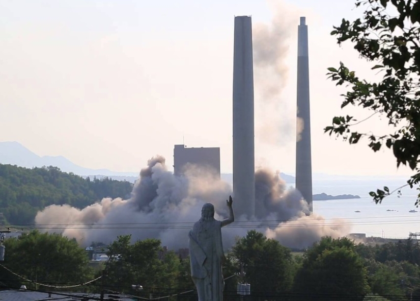 10 edificios cuya demolición no salió tan bien como se planeó