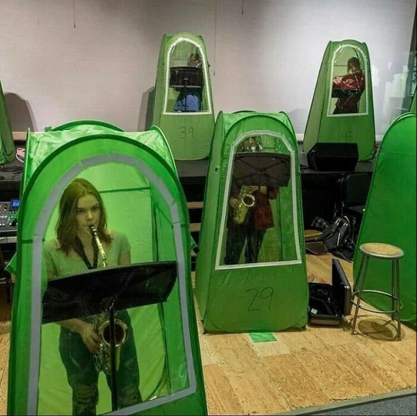 10 Examples Of ‘Ugly Design’ Shared By This Insta Page 10 Examples Of ‘Ugly Design’ Shared By This Insta Page