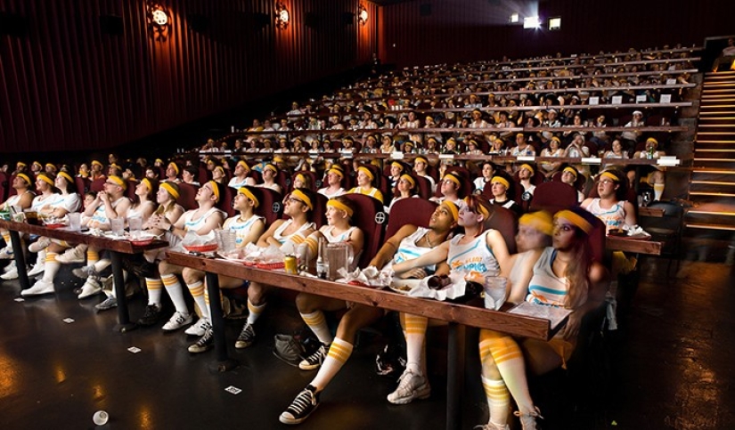 10 Incredible Movie Theaters That Will Surprise Even the Pickiest Movie Fan 10 Incredible Movie Theaters That Will Surprise Even the Pickiest Movie Fan