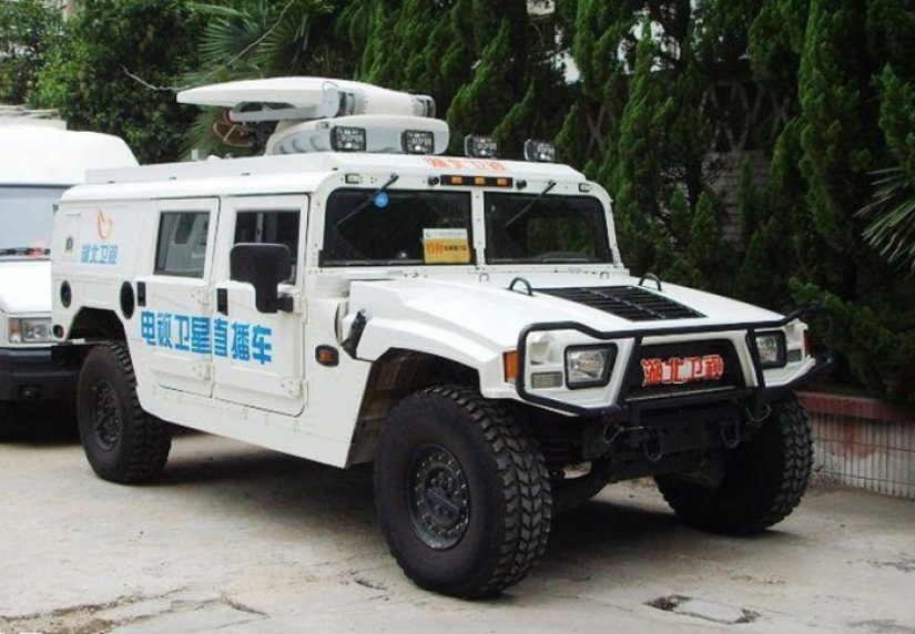 10 ingeniosas copias chinas de autos populares que pueden ser una ganga