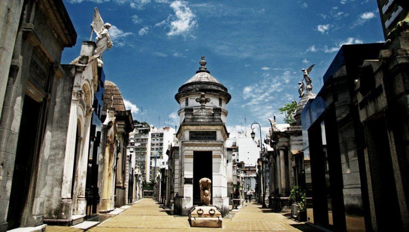 10 most famous cemeteries