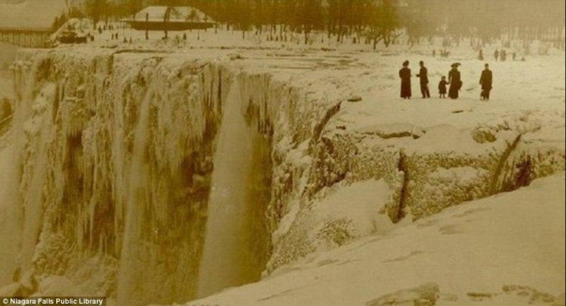 10 stunning photos of frozen Niagara Falls