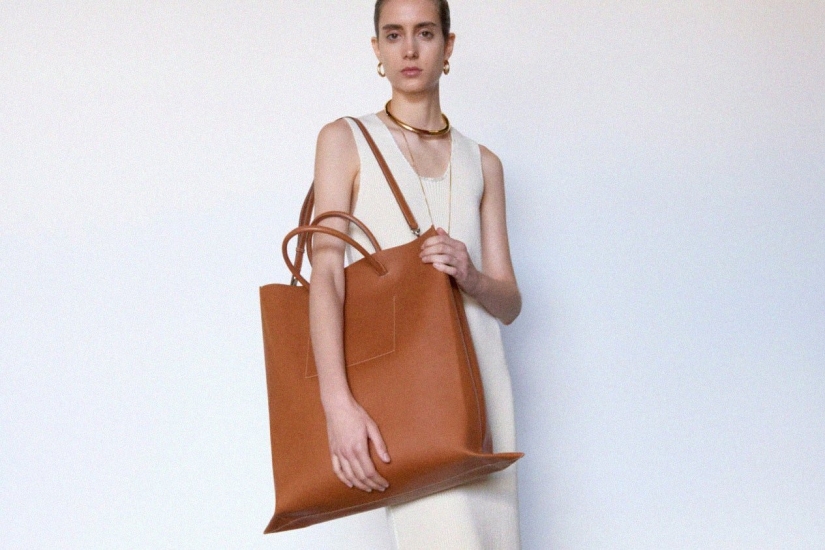 10 things in the women's wardrobe that infuriate men