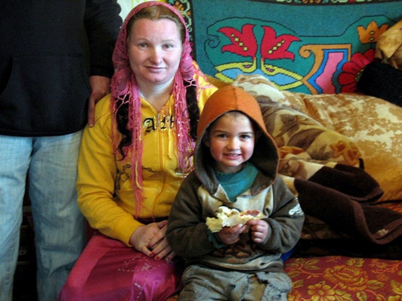 10 youngest grandparents in the world