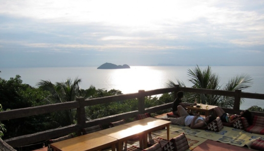 12 bars in the world that you should visit at least once in your life