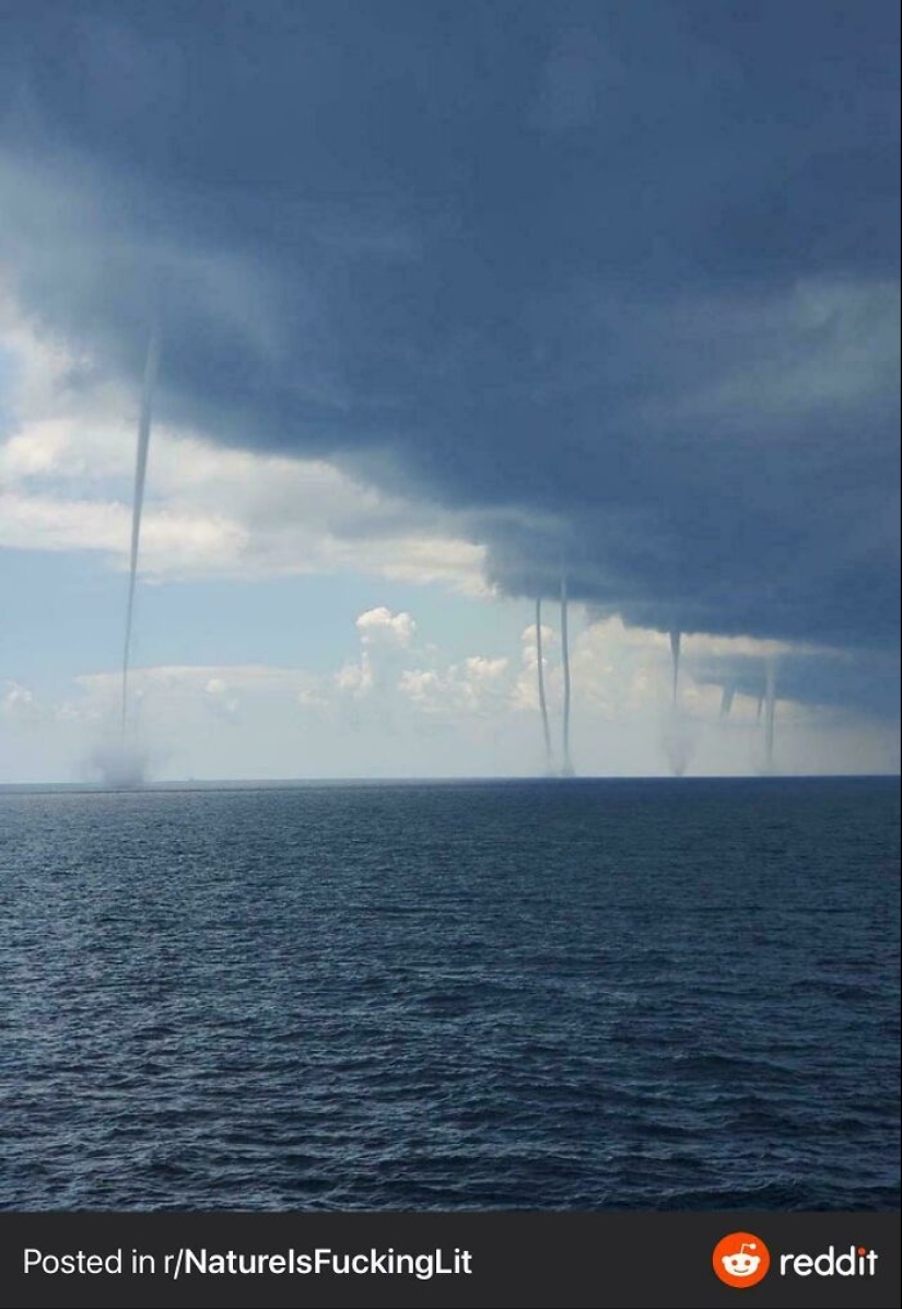 12 Frightening Pics That Make Us Want To Stay As Far Away From The Ocean As Possible 12 Frightening Pics That Make Us Want To Stay As Far Away From The Ocean As Possible