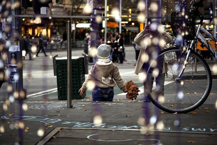 12 thousand bells on a tree