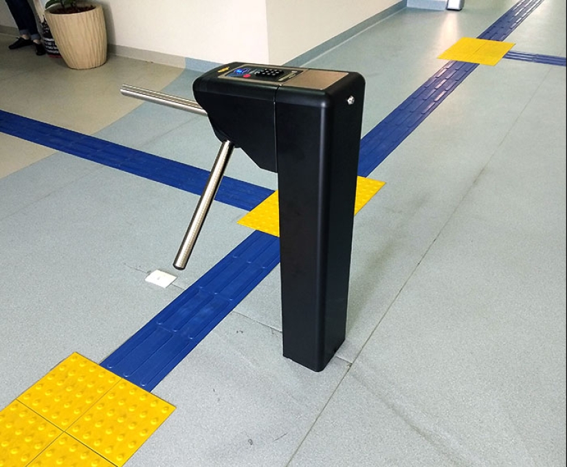 12 Times People Spotted Stupid Design Decisions In Public Places And Just Had To Share (Part2)