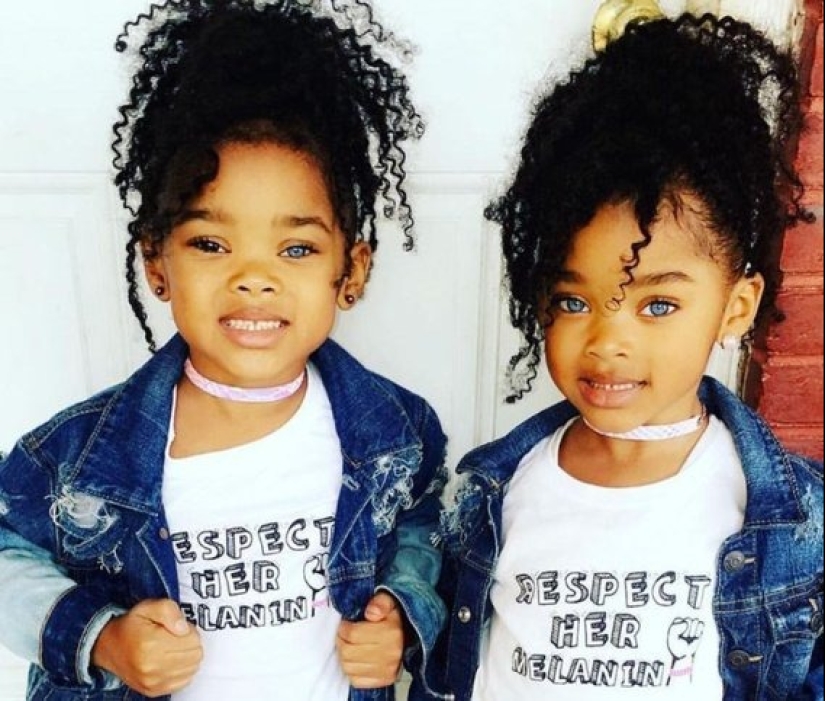 12 years have passed, twin sisters with different eye colors have grown up and become beauties