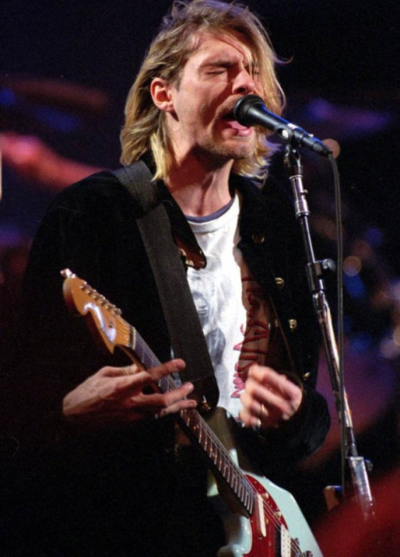 13 Highlights From Nirvana's Life