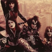 13 most memorable images of the music world