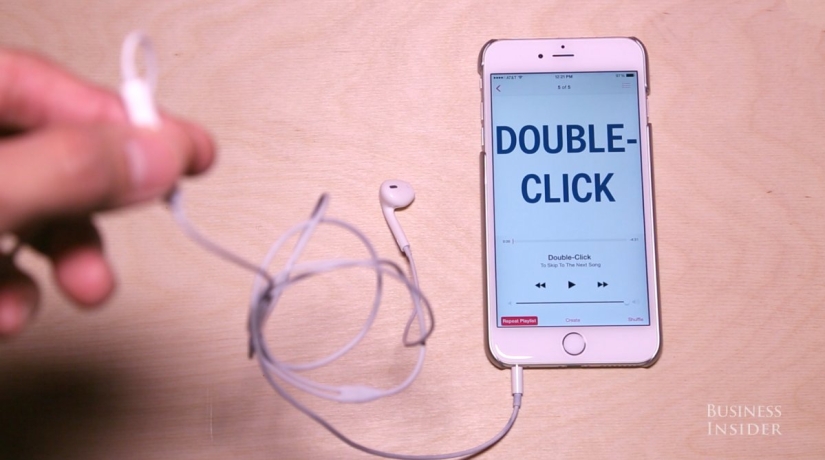 14 iPhone Headphone Features You Probably Didn't Know About