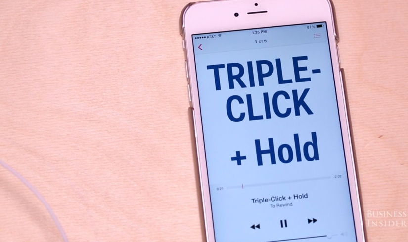 14 iPhone Headphone Features You Probably Didn't Know About