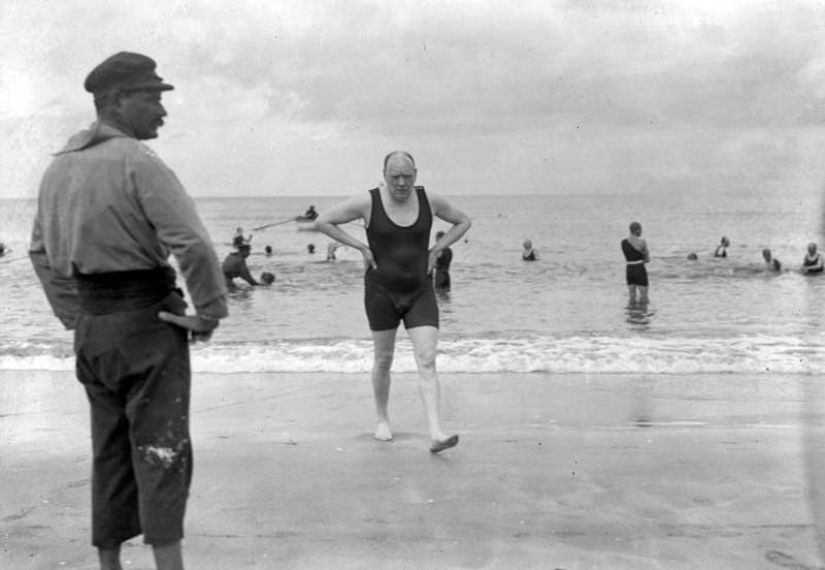 15 most expressive beach suits of politicians 15 most expressive beach suits of politicians