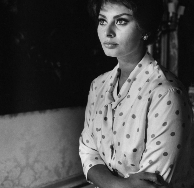 15 photos of Sophia Loren, not intended for publication 15 photos of Sophia Loren, not intended for publication