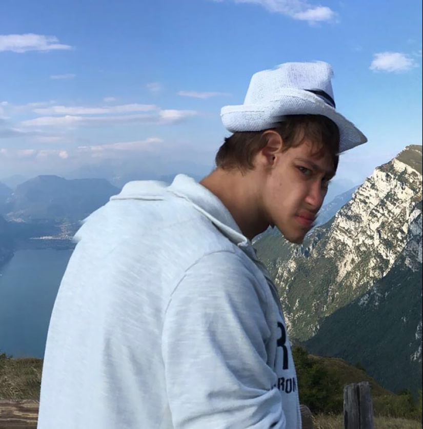 15 veces que la gente arruinó una foto panorámica perfectamente buena