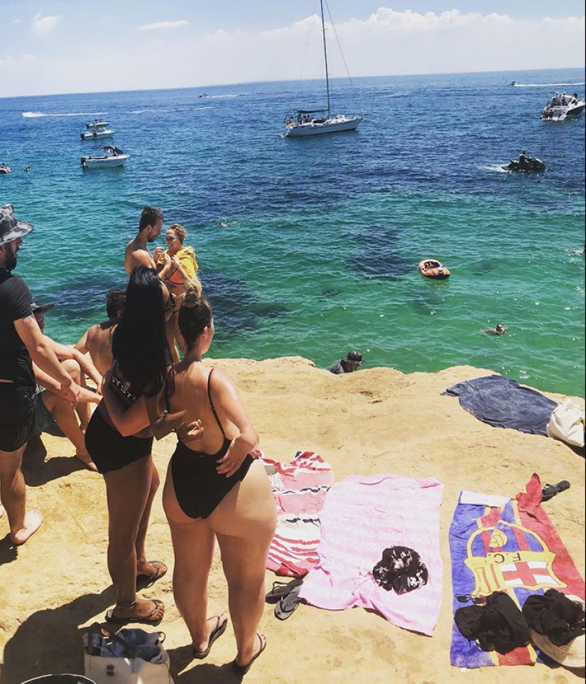 15 veces que la gente arruinó una foto panorámica perfectamente buena