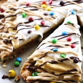 16 dessert pizzas that will make you rethink this classic dish