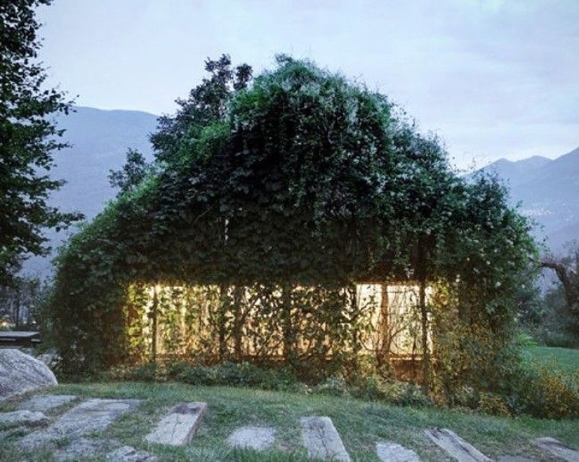 17 cleverly camouflaged buildings that play hide-and-seek