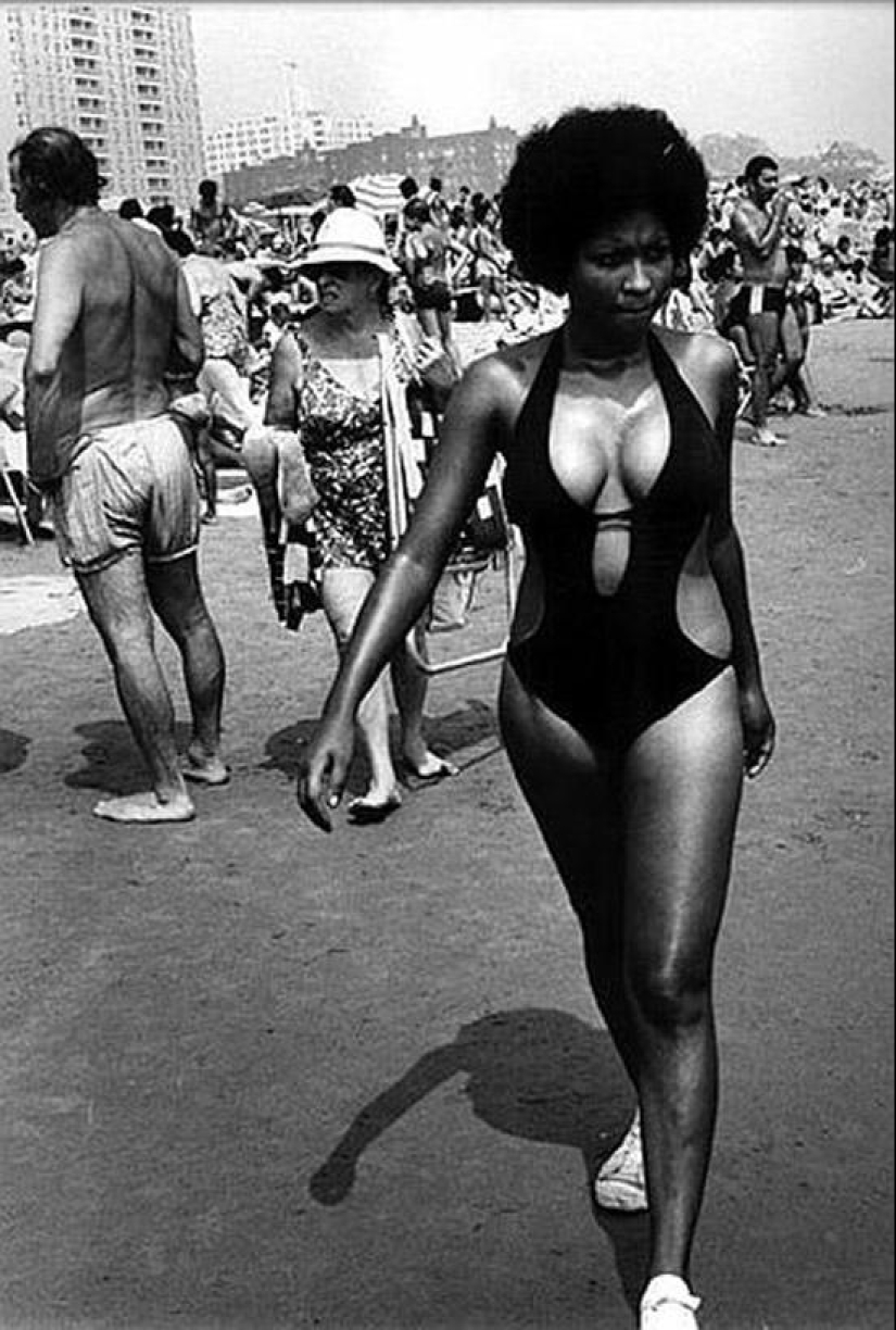 17 curious shots from the life of vacationing Americans 17 curious shots from the life of vacationing Americans