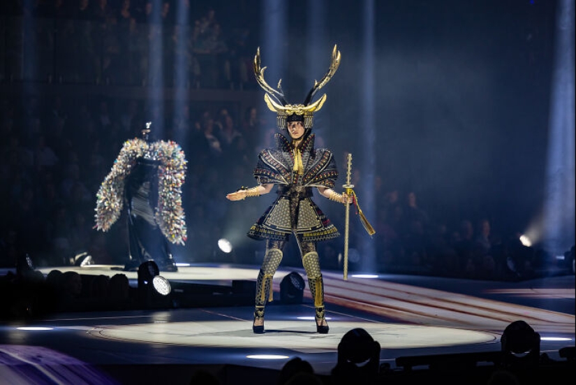 17 Extraordinary Entries From The 2023 World Of Wearable Art Contest