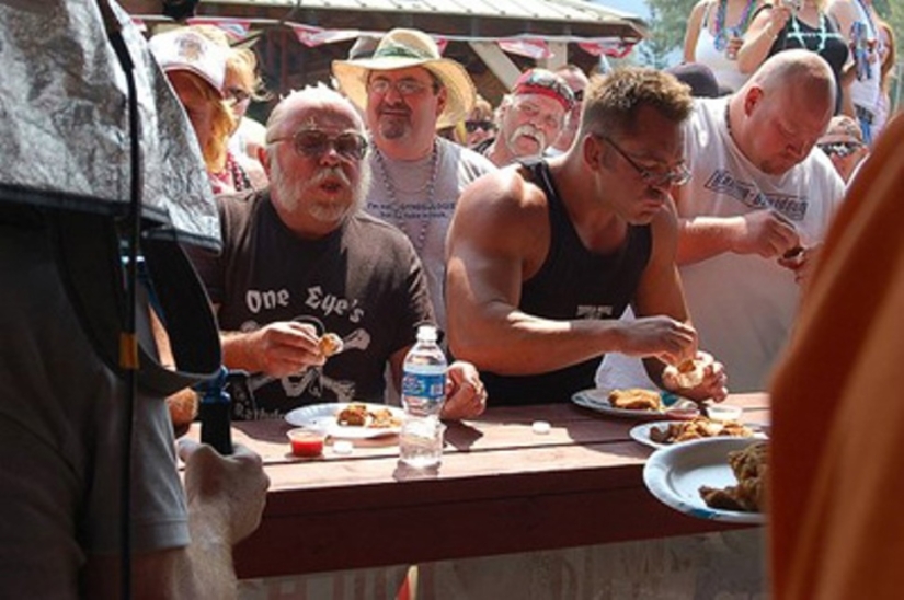 18 of the strangest, most exhausting and crazy championships in the world