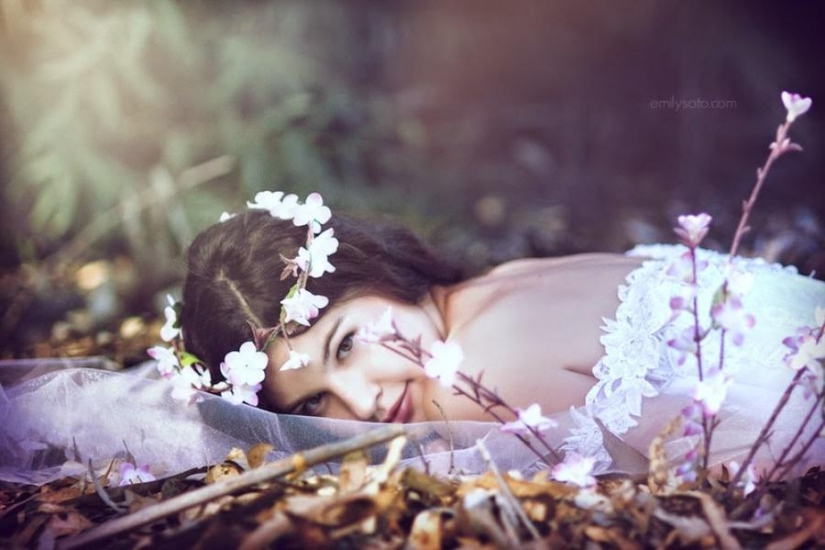 20 chicas increíbles con coronas de flores