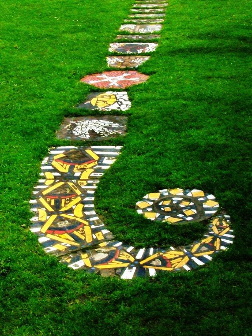 20 Great Garden Path Ideas 20 Great Garden Path Ideas