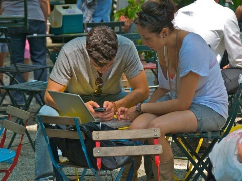 20 horrors that Facebook employees have to put up with