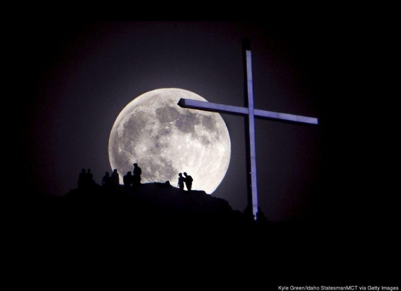 20 most beautiful photos of the "supermoon" 2013 20 most beautiful photos of the "supermoon" 2013