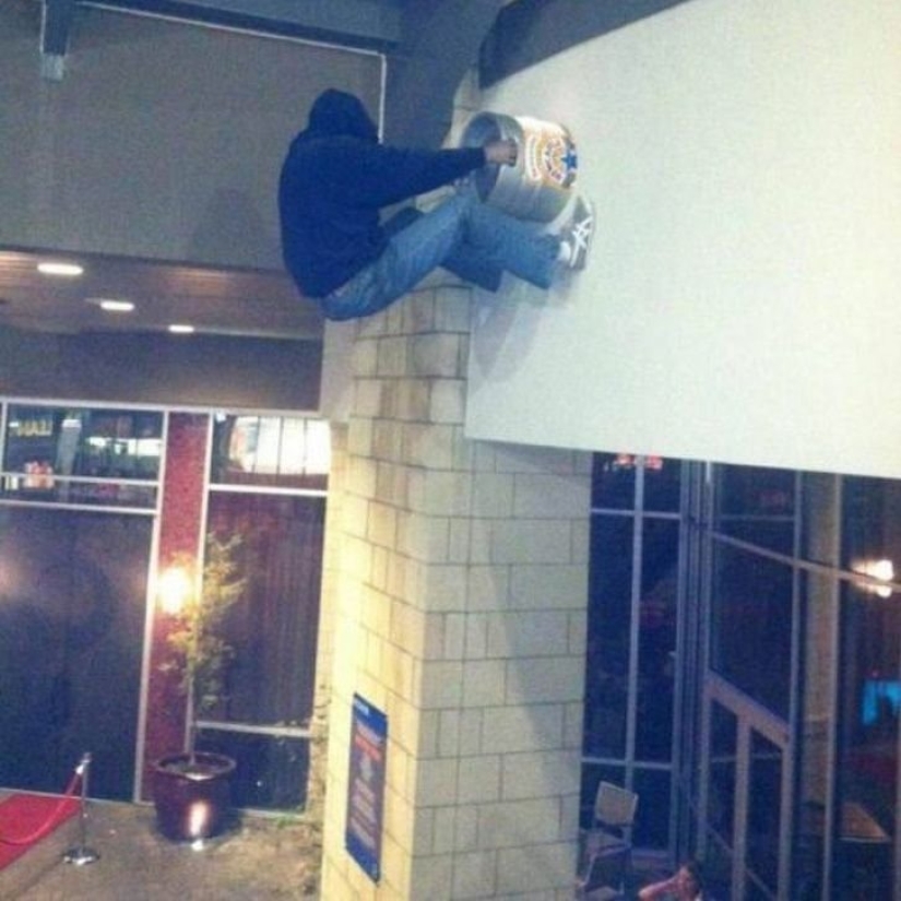 20 photos in which there is some kind of chaos