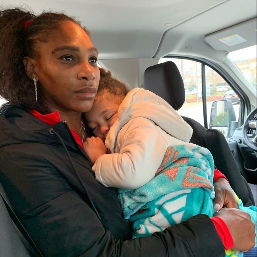 20 Stunning Photos Of Celebrities Embracing Their Natural Looks