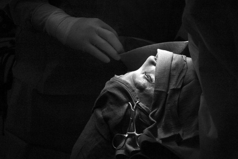 20 tomas increíblemente emotivas de la vida de una familia iraquí