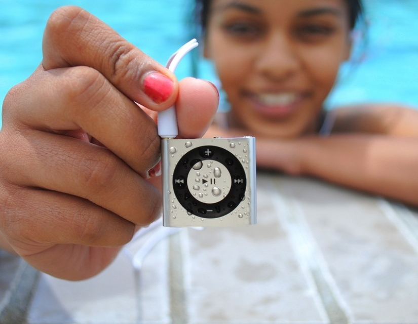 21 aparatos a prueba de agua para llevar de vacaciones