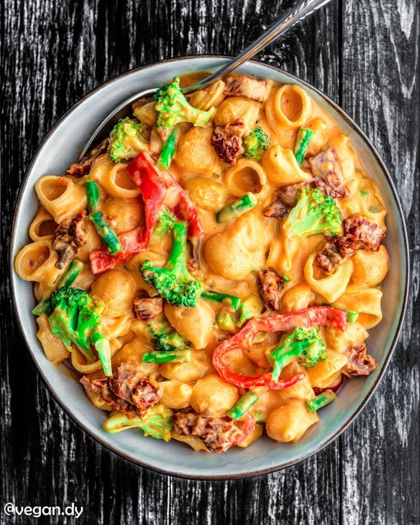 22 delicious food porn photos from vegan Andy