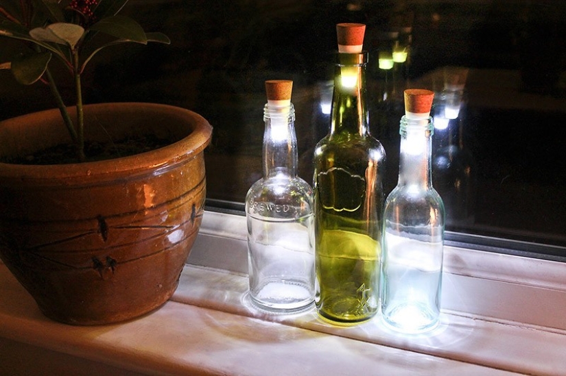 22 ways to turn an empty bottle into a practical piece of art