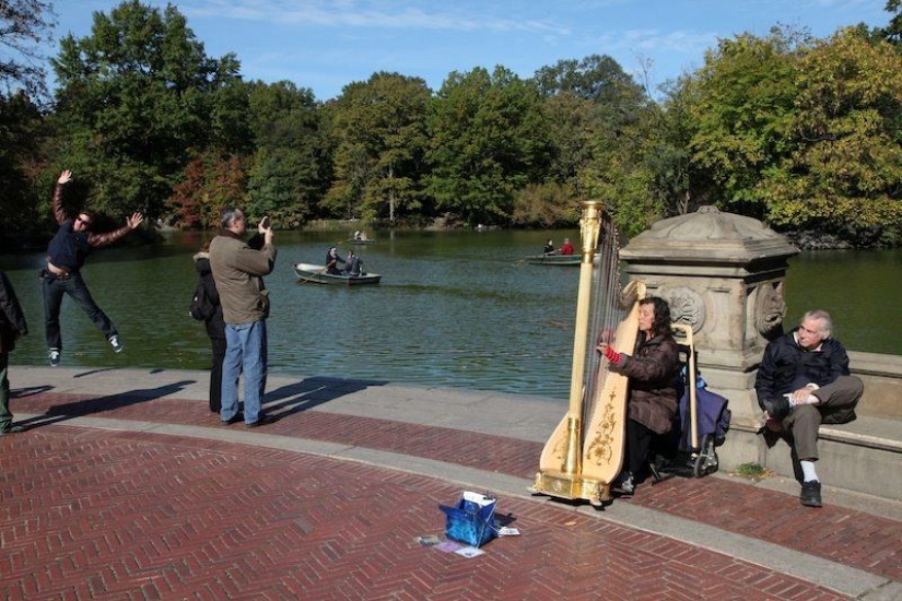 25 best street photos of march 25 best street photos of march