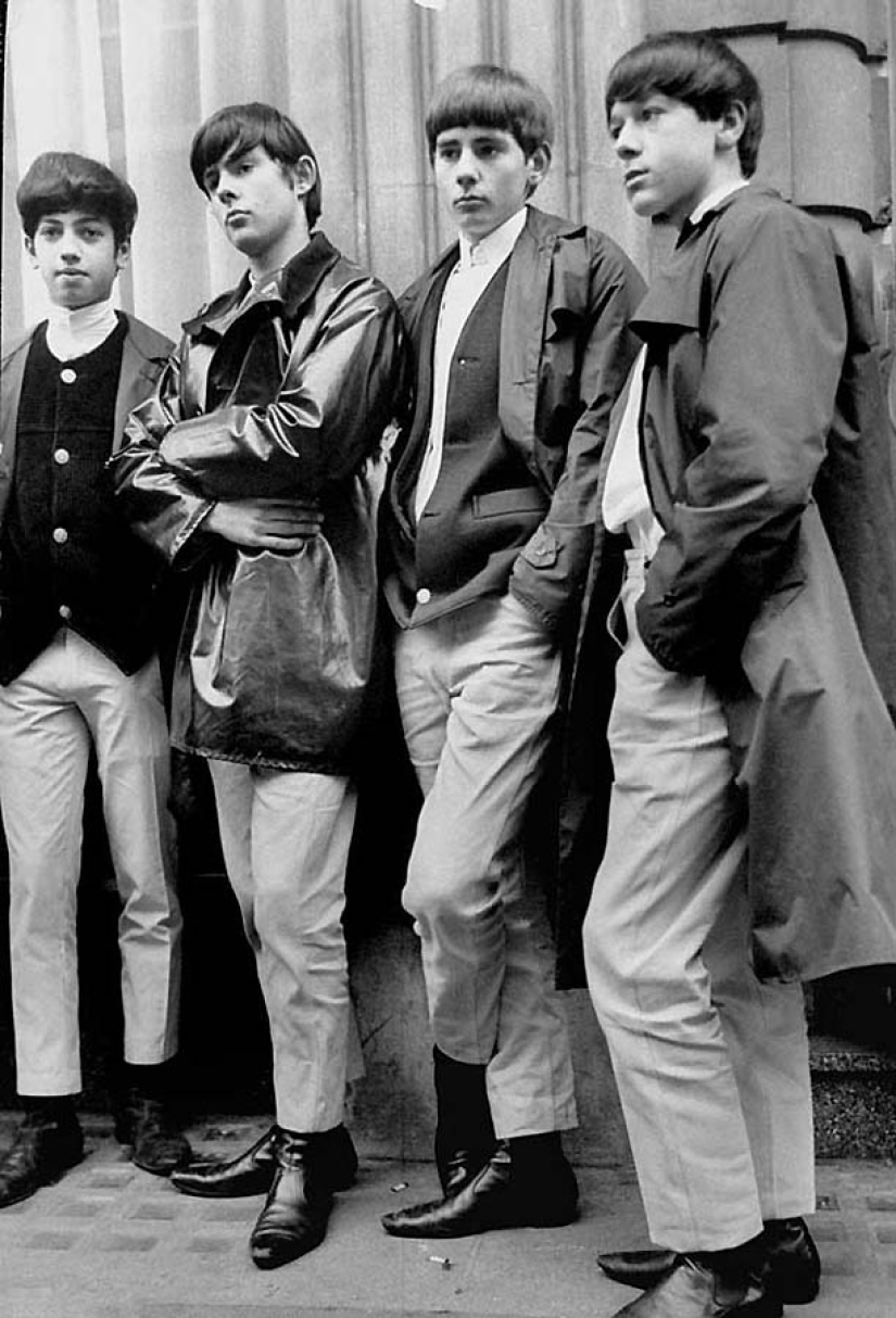 25 rare footage of The Beatles