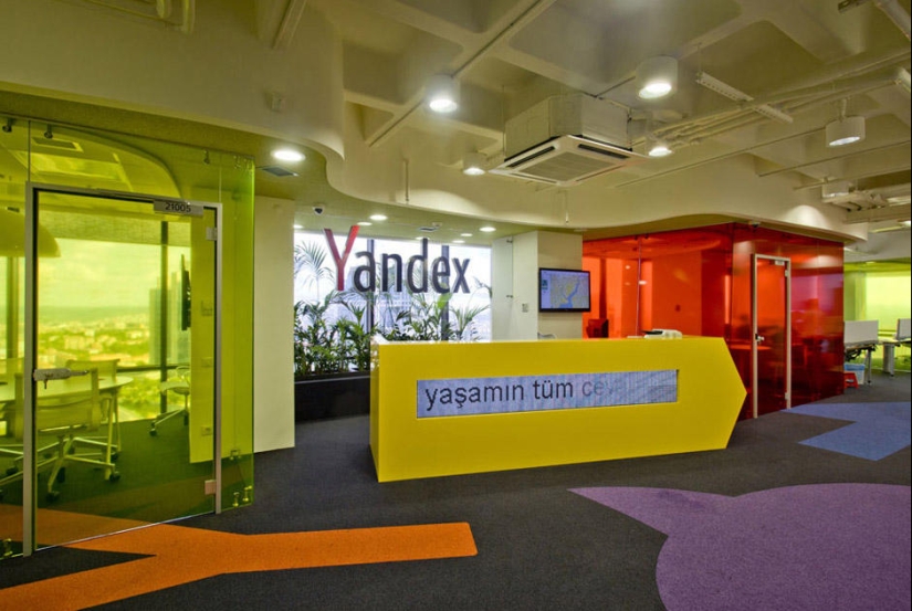 25 Unusual Office Receptions