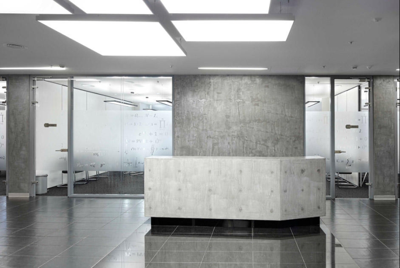 25 Unusual Office Receptions