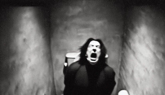 28 fotografías generadas por IA de la salvaje realidad detrás de las cortinas mágicas de Hogwarts 28 fotografías generadas por IA de la salvaje realidad detrás de las cortinas mágicas de Hogwarts