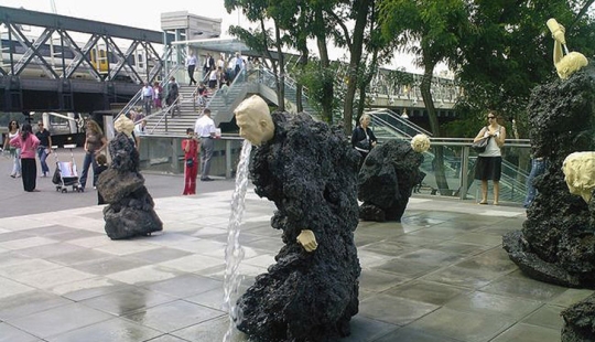 29 most disgusting and ridiculous statues from around the world