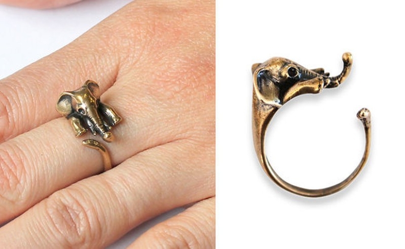 30 essential items for anyone who loves elephants!