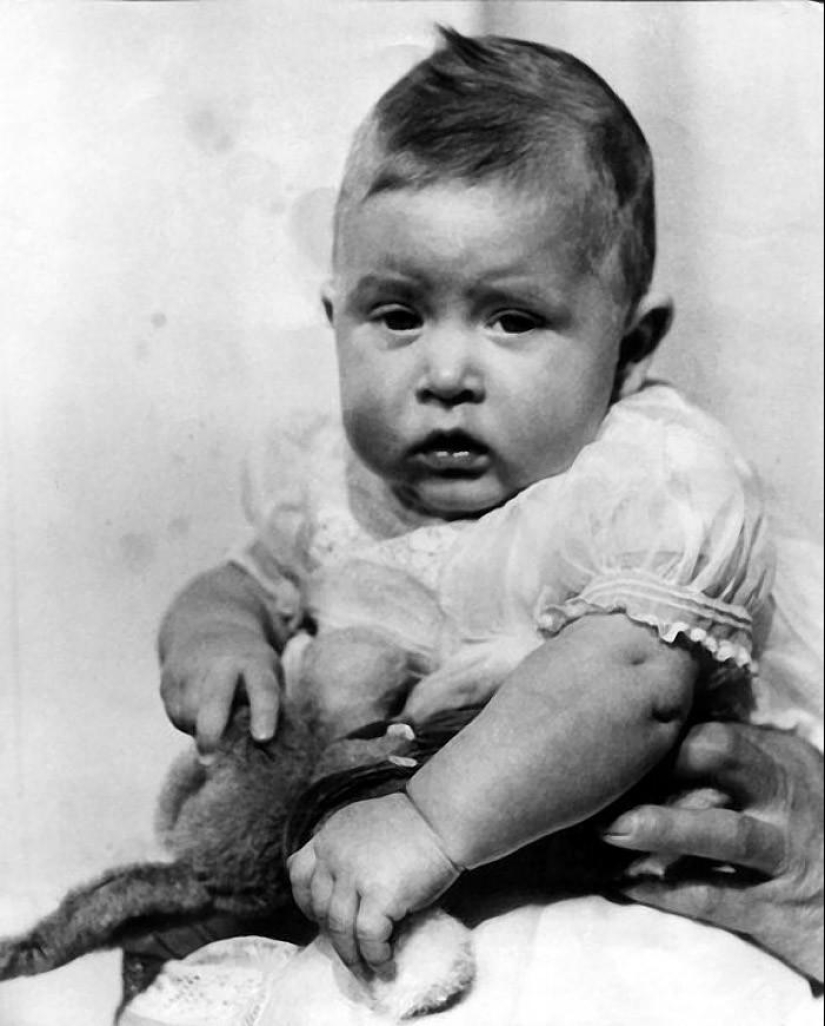 30 fotos de archivo de la infancia de la familia real británica 30 fotos de archivo de la infancia de la familia real británica