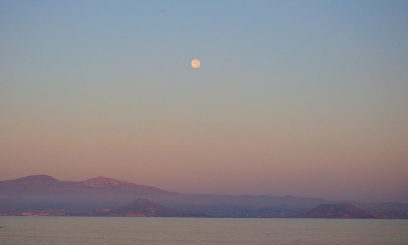 30 reasons to fall in love with Greece